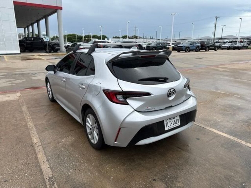 Used 2023 Toyota Corolla Hatchback SE Hatchback