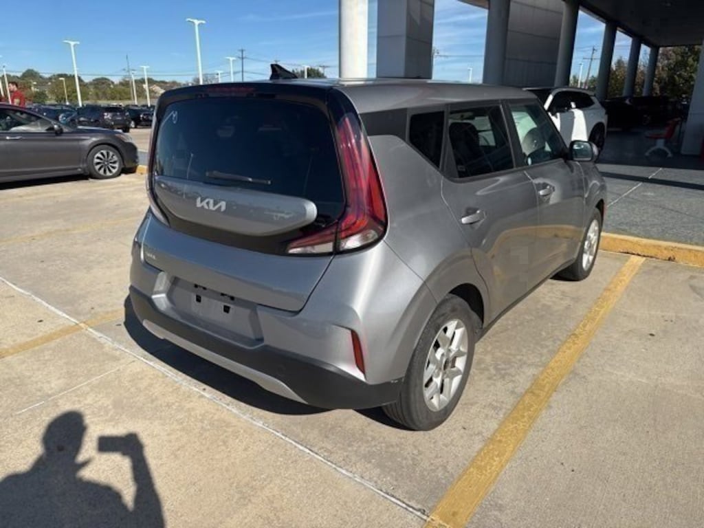 Used 2024 Kia Soul LX Hatchback