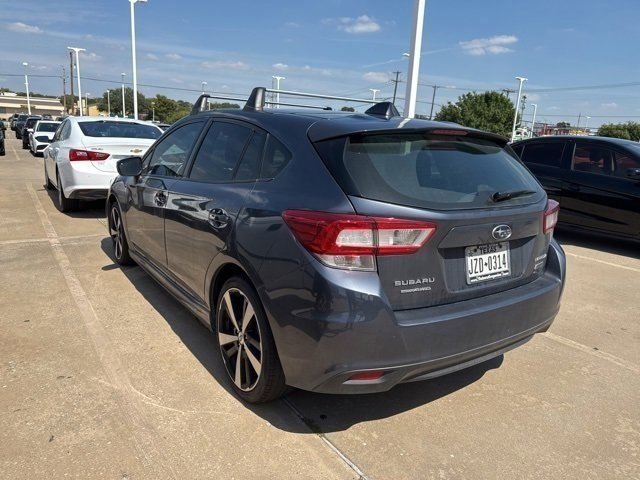 2017 Subaru Impreza 2.0i Sport photo 2