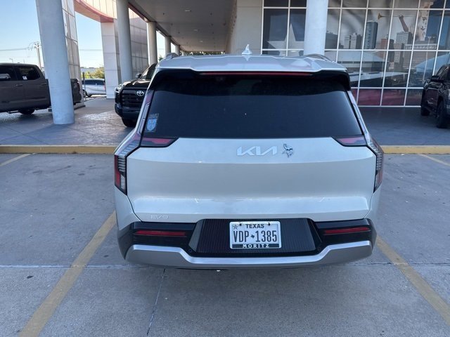 2024 Kia EV9 Land photo 4
