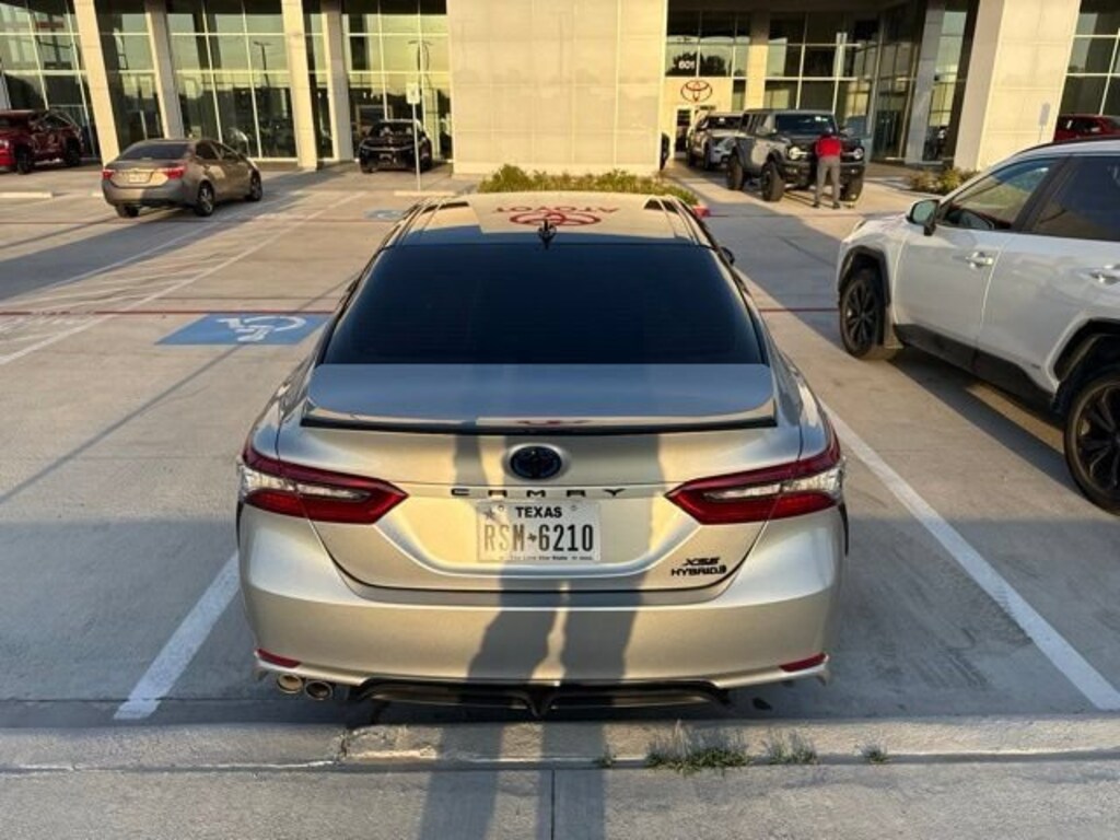 Used 2022 Toyota Camry Hybrid XSE Sedan