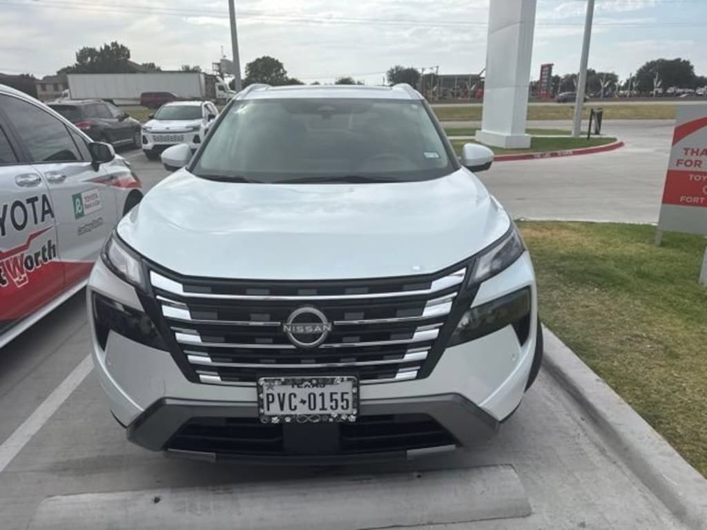 Used 2024 Nissan Rogue SL SUV