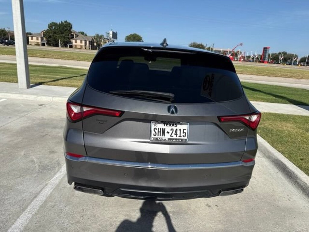 Used 2022 Acura MDX FWD with Technology Package SUV