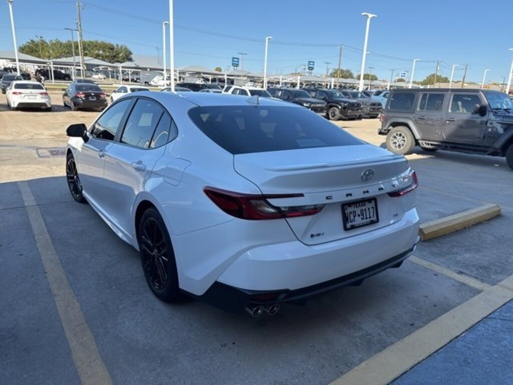Used 2025 Toyota Camry SE Sedan