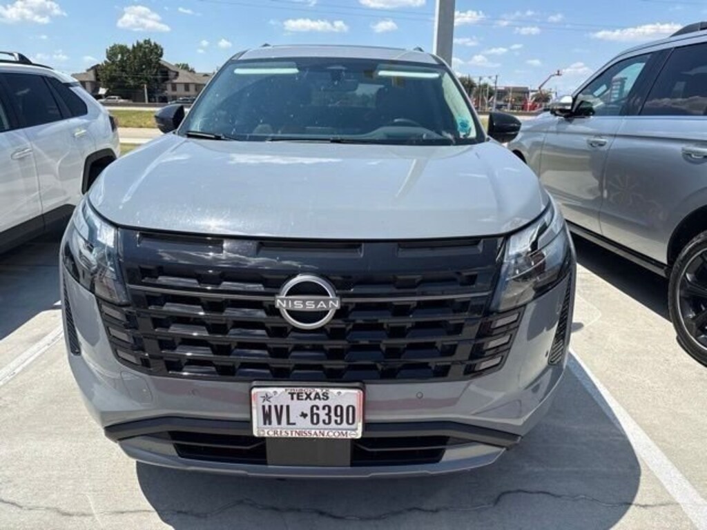 Used 2026 Nissan Pathfinder Platinum SUV