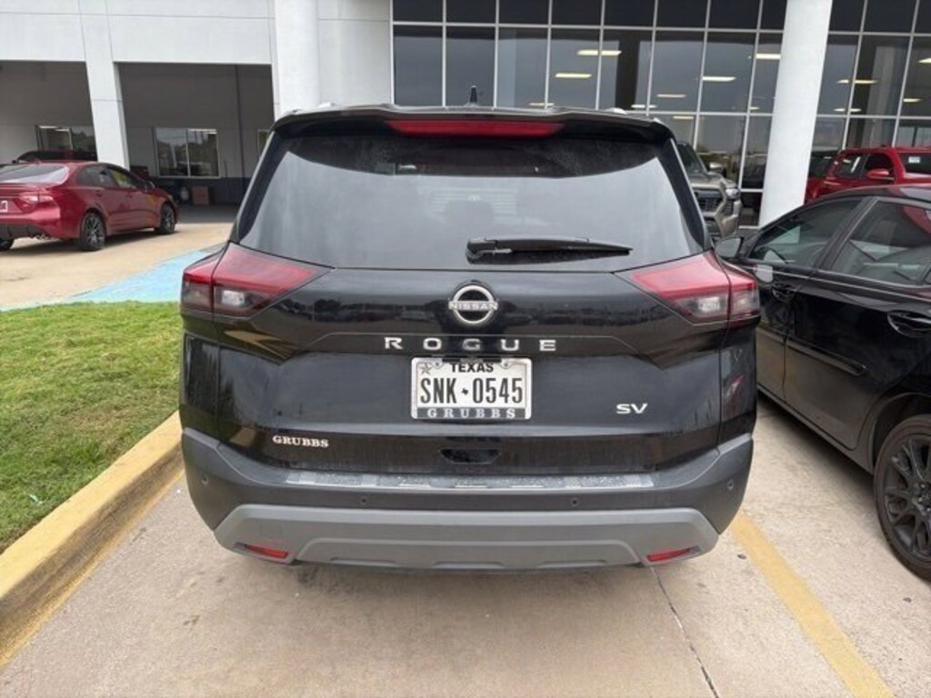 Used 2023 Nissan Rogue SV SUV