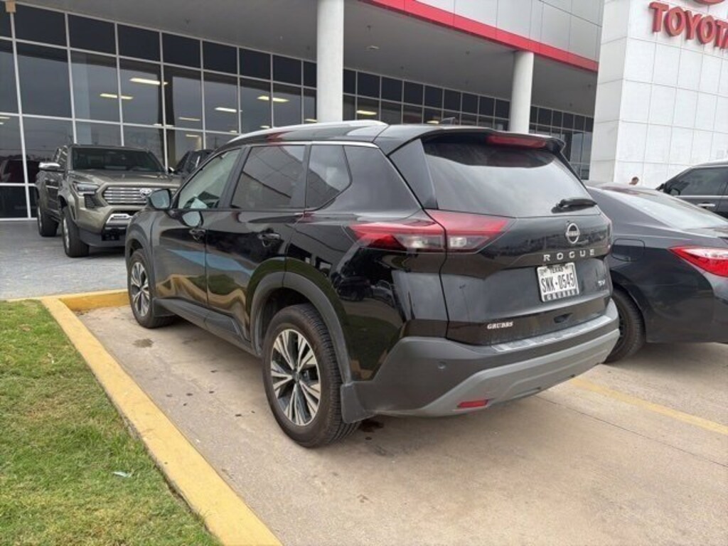 Used 2023 Nissan Rogue SV SUV