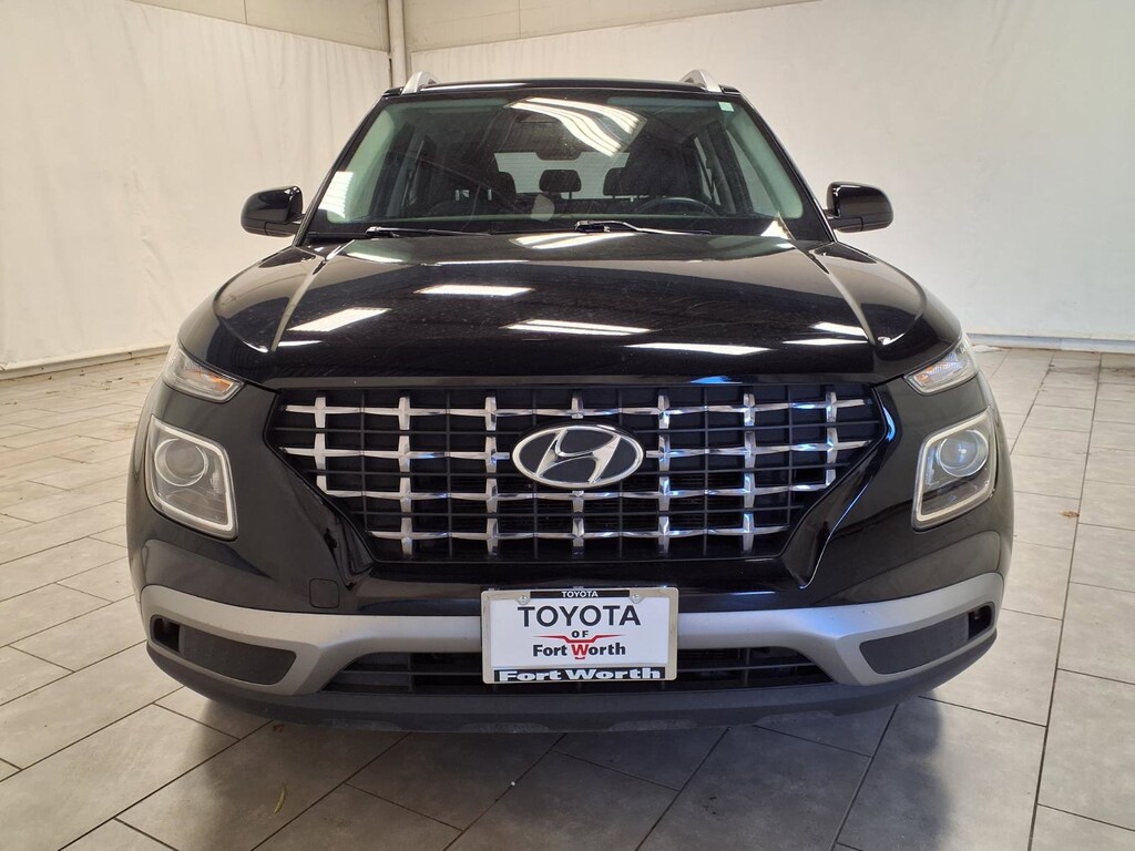 Used 2023 Hyundai Venue SEL SUV