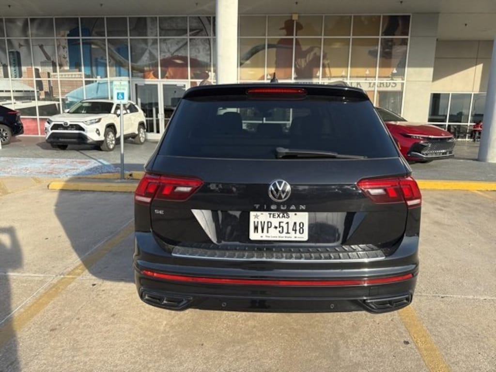 Used 2022 Volkswagen Tiguan 2.0T SE R-Line Black SUV