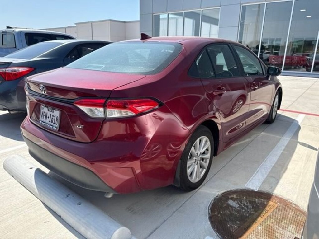 Used 2025 Toyota Corolla LE Sedan