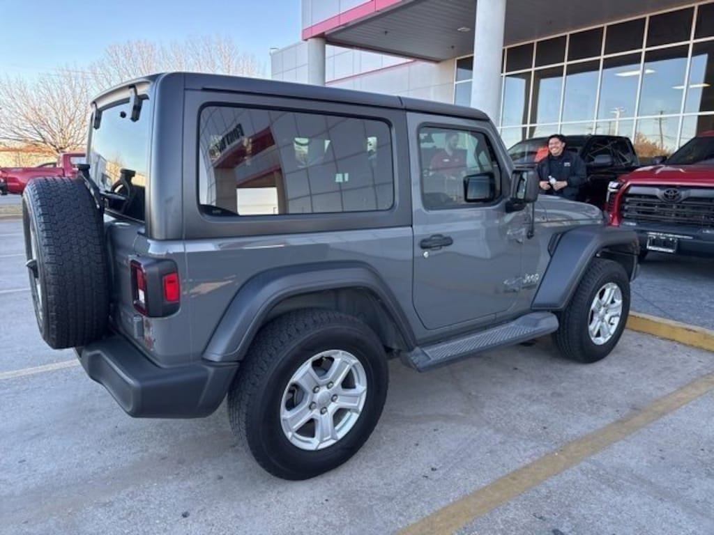 Used 2019 Jeep Wrangler Sport 4x4 SUV