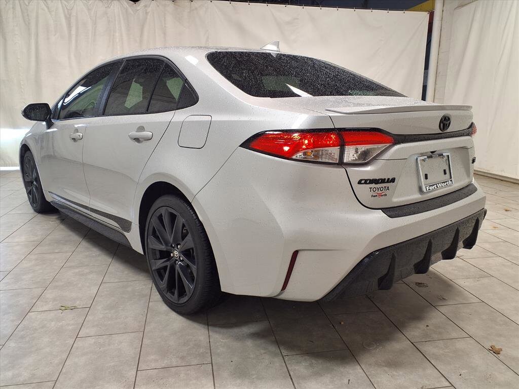 2024 Toyota Corolla SE photo 4