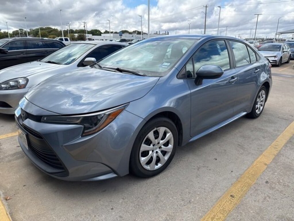 Used 2024 Toyota Corolla LE Sedan