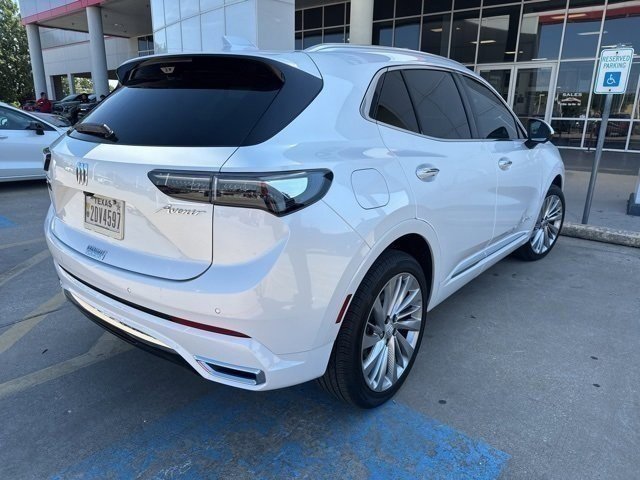 2025 Buick Envision Avenir photo 4