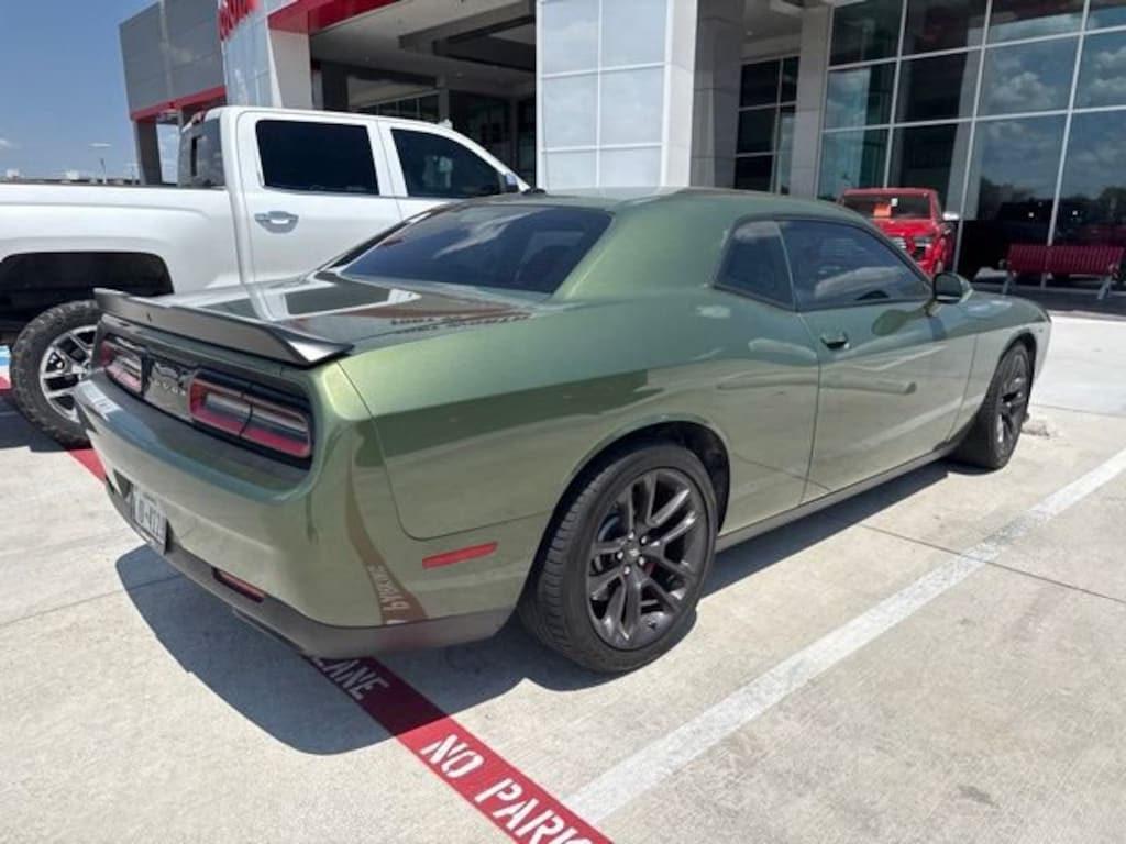Used 2023 Dodge Challenger R/T Coupe