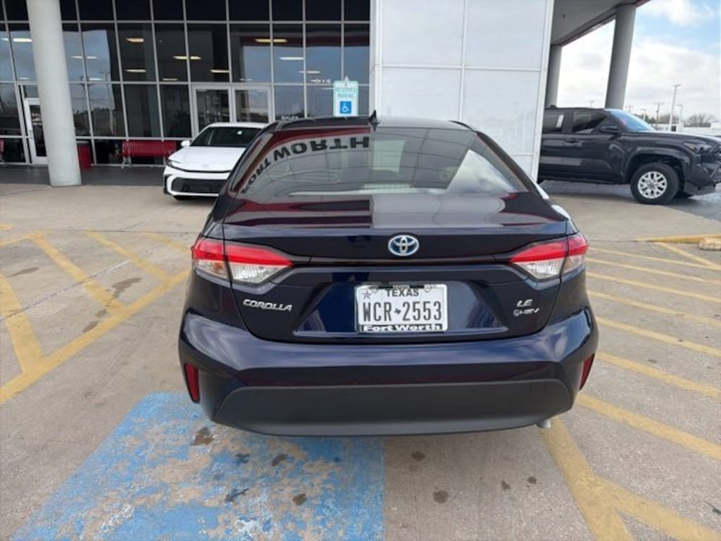 Used 2025 Toyota Corolla Hybrid LE Sedan