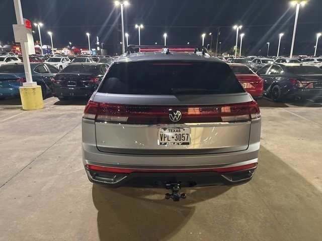 2024 Volkswagen Atlas Cross Sport SE Technology photo 4