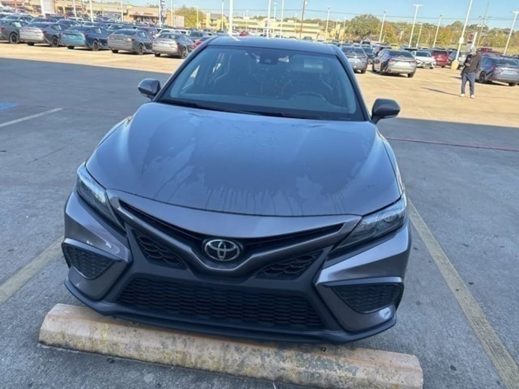 Used 2024 Toyota Camry SE Sedan