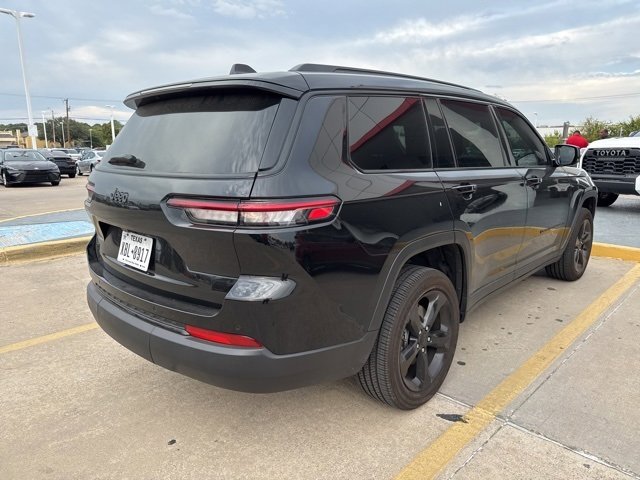 2025 Jeep Grand Cherokee Altitude X photo 2