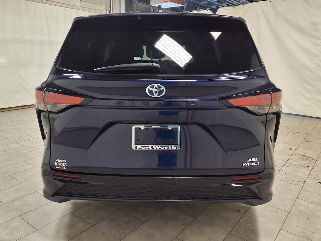Used 2022 Toyota Sienna XSE 7 Passenger Van Passenger Van