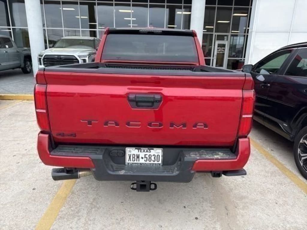 Used 2025 Toyota Tacoma SR5 Truck Double Cab