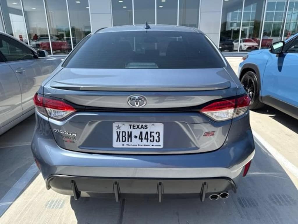 Used 2025 Toyota Corolla SE Sedan