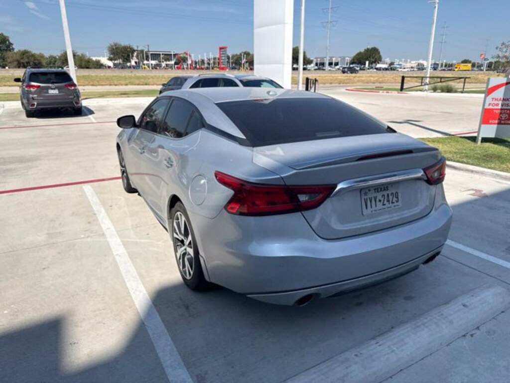 Used 2016 Nissan Maxima 3.5 SV Sedan