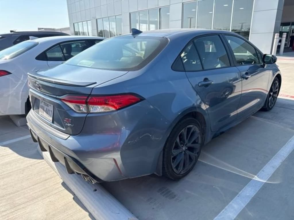 Used 2025 Toyota Corolla Hybrid SE Sedan