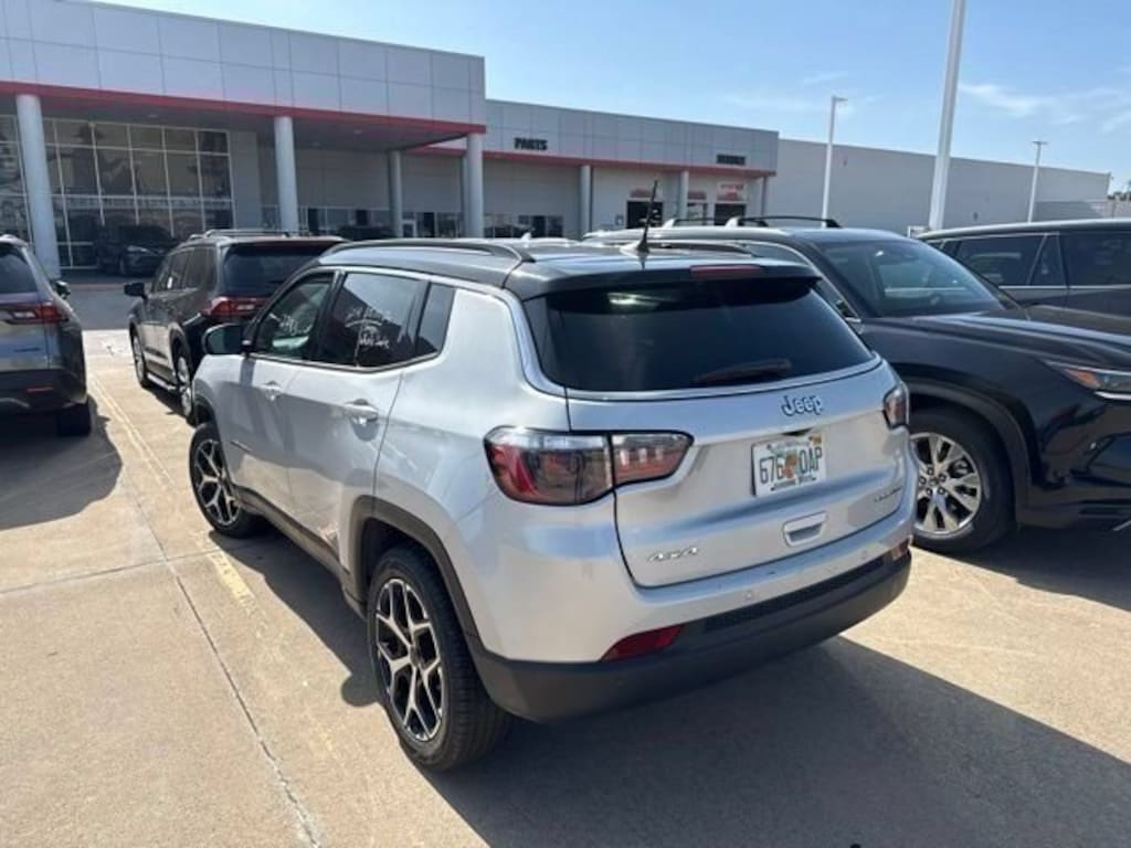 Used 2025 Jeep Compass Limited SUV