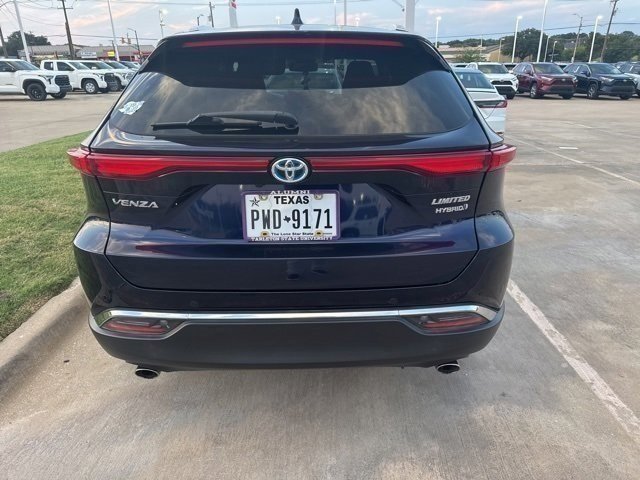 2021 Toyota Venza Limited photo 3