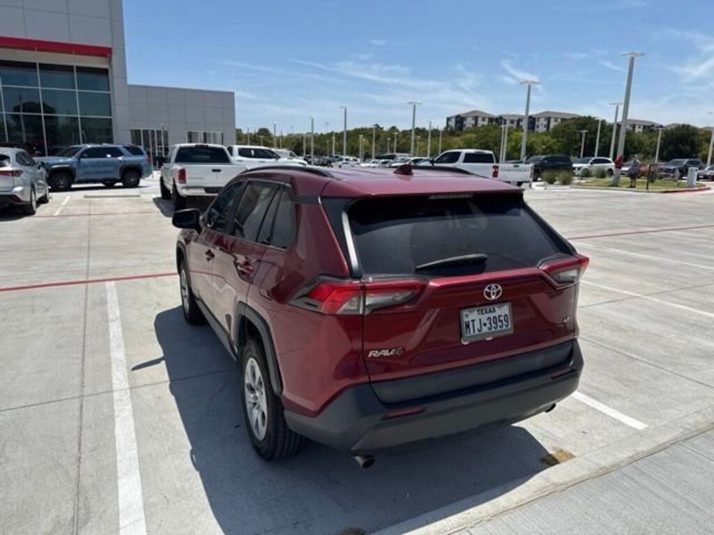 Used 2019 Toyota RAV4 LE SUV
