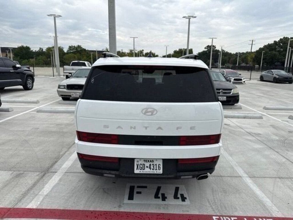Used 2026 Hyundai Santa Fe SEL SUV