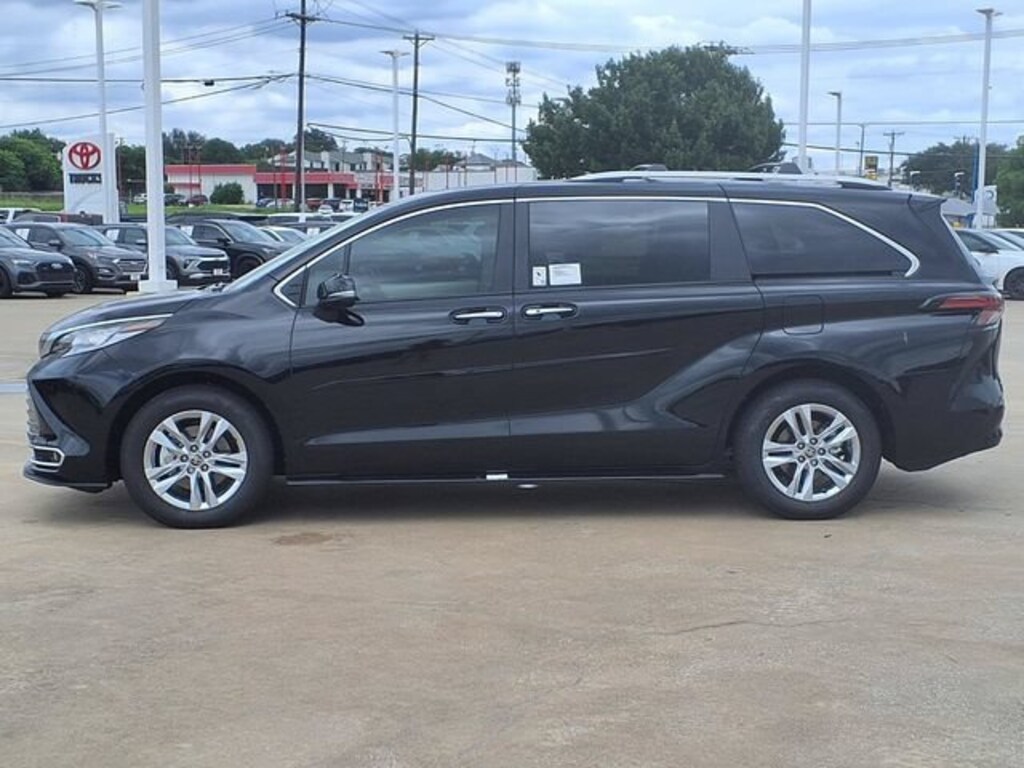 Used 2026 Toyota Sienna Limited 7 Passenger Van Passenger Van