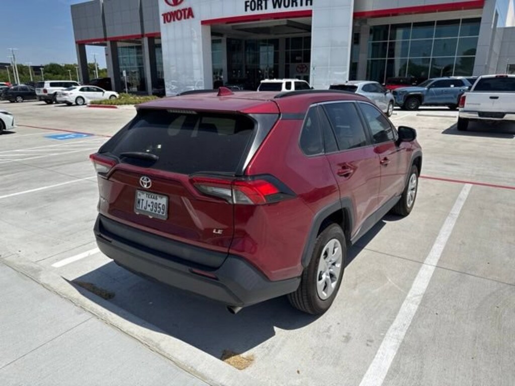 Used 2019 Toyota RAV4 LE SUV