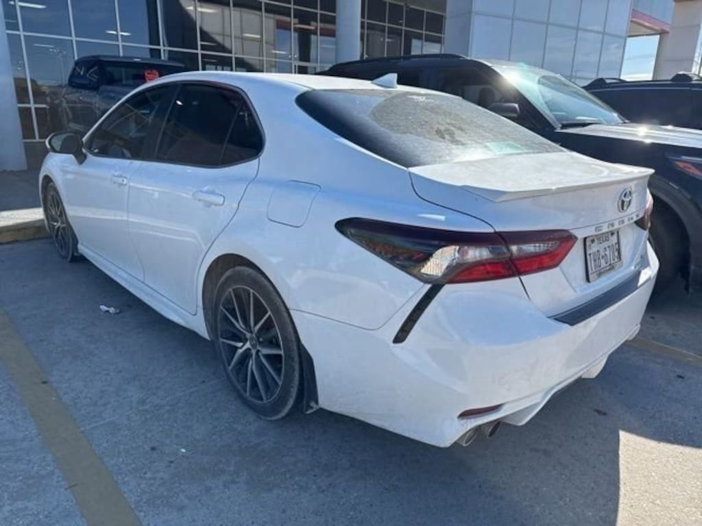 Used 2023 Toyota Camry Hybrid SE Sedan