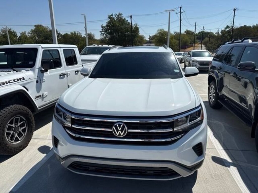 Used 2023 Volkswagen Atlas 3.6L V6 SE w/Technology SUV
