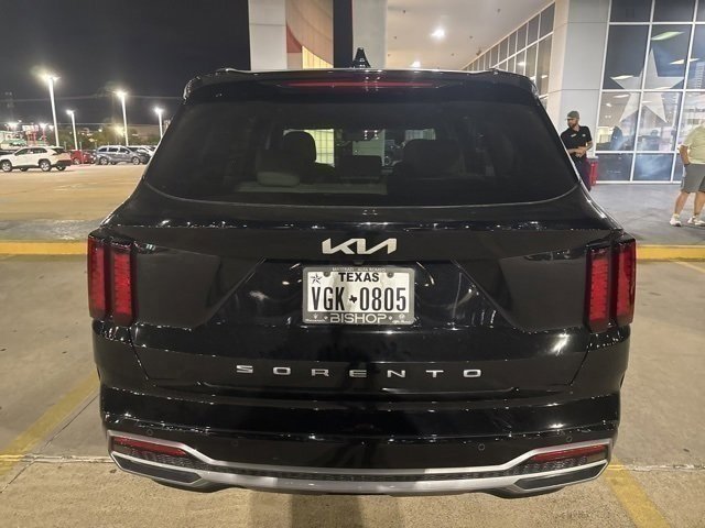 2022 Kia Sorento S photo 3