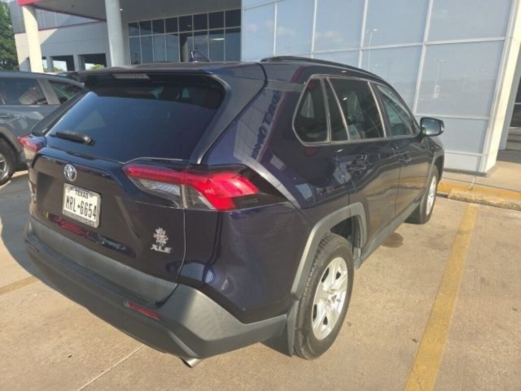 Used 2019 Toyota RAV4 XLE SUV
