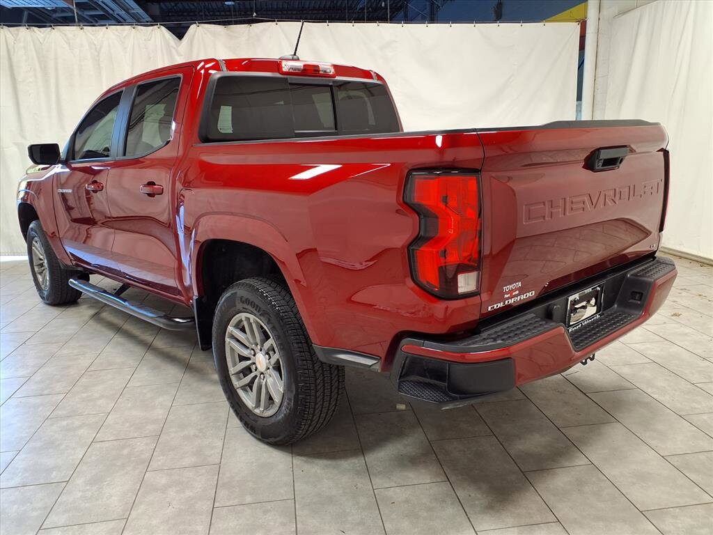2023 Chevrolet Colorado LT photo 4