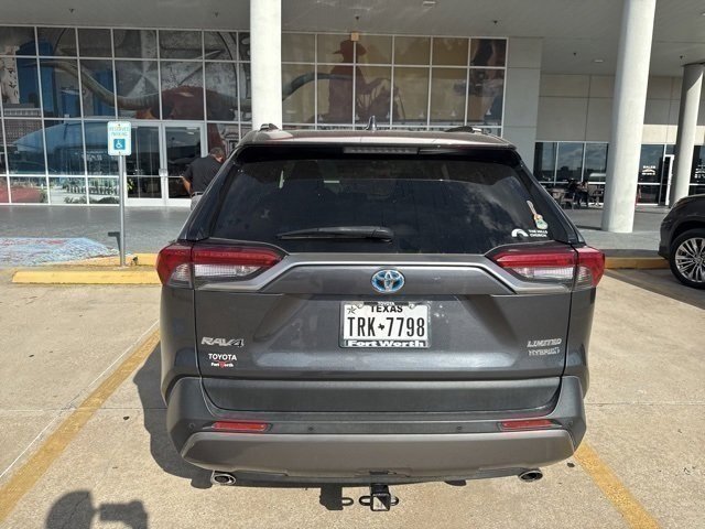 2020 Toyota RAV4 Hybrid Limited photo 2