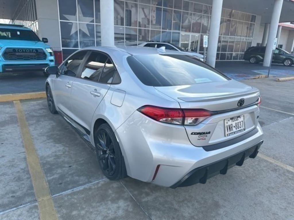 Used 2023 Toyota Corolla SE Sedan