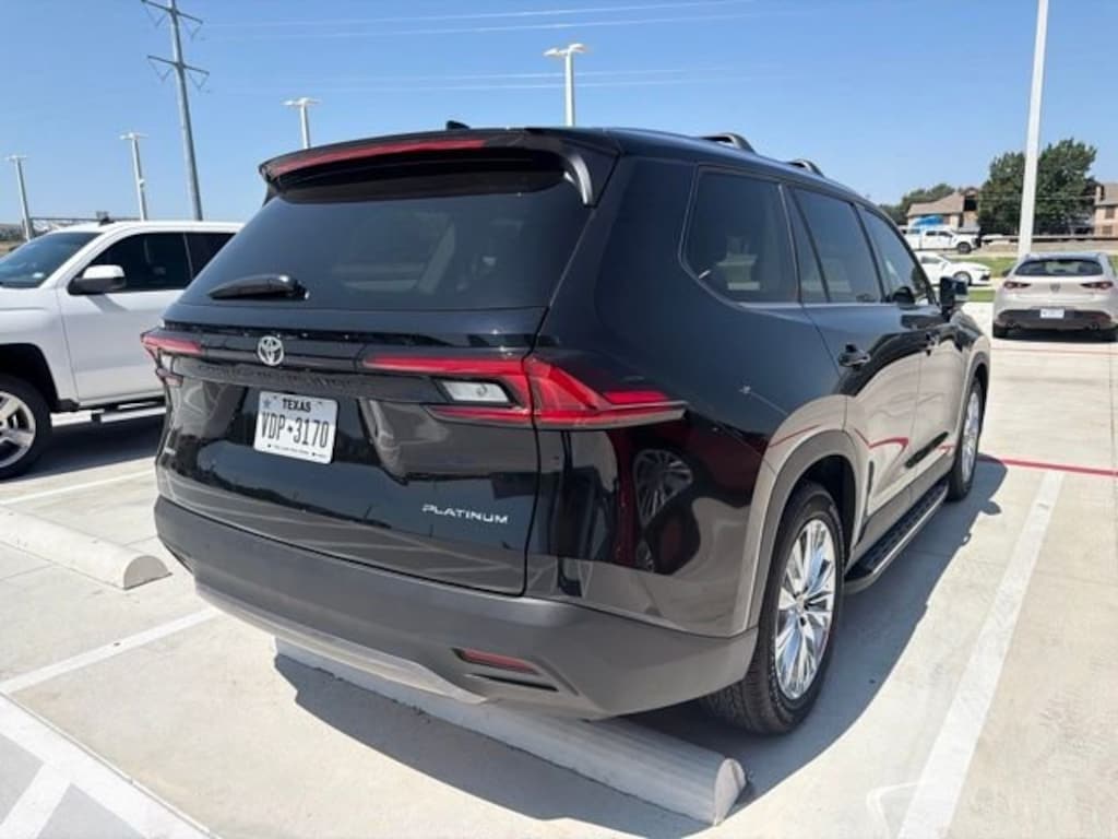 Used 2026 Toyota Grand Highlander LE SUV