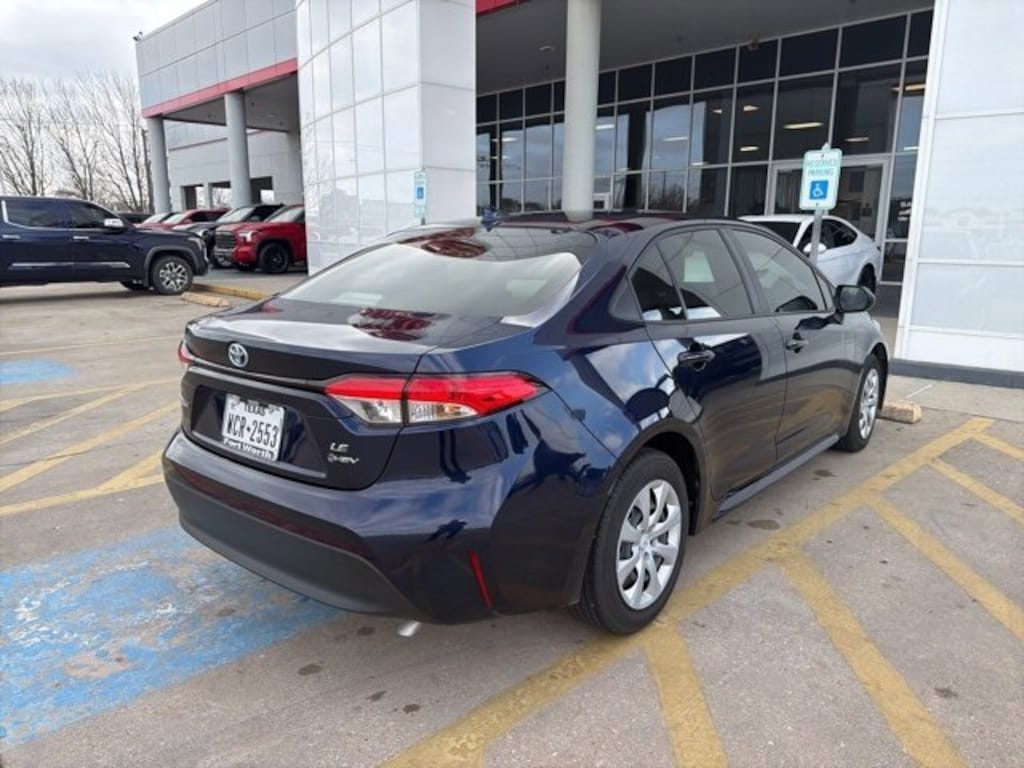 Used 2025 Toyota Corolla Hybrid LE Sedan
