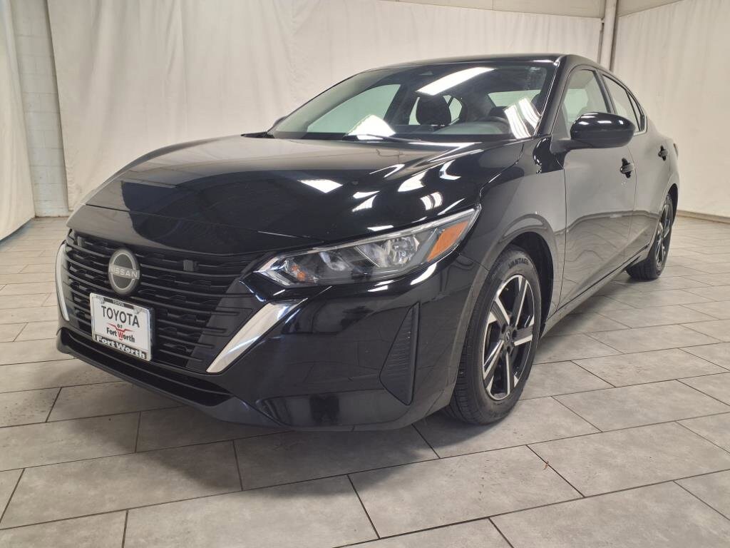 2024 Nissan Sentra SV photo 2