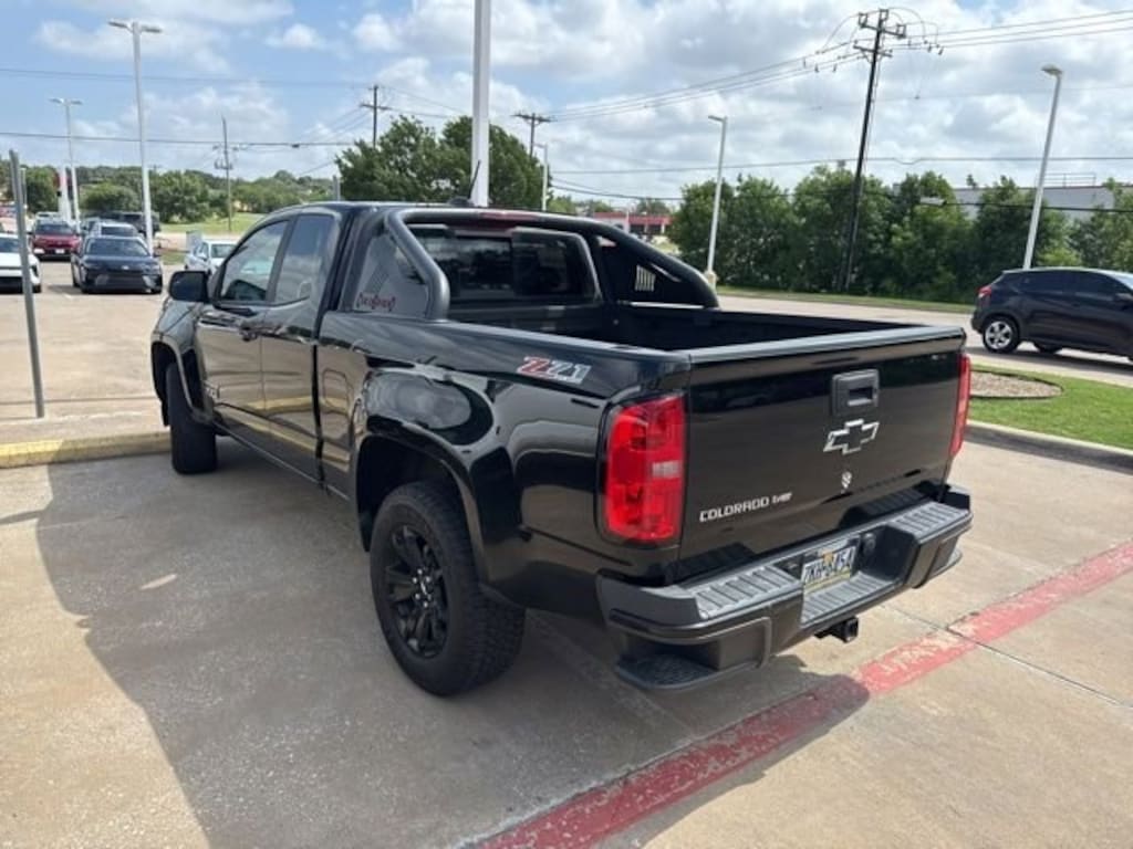 Used 2017 Chevrolet Colorado Z71 Truck Extended Cab