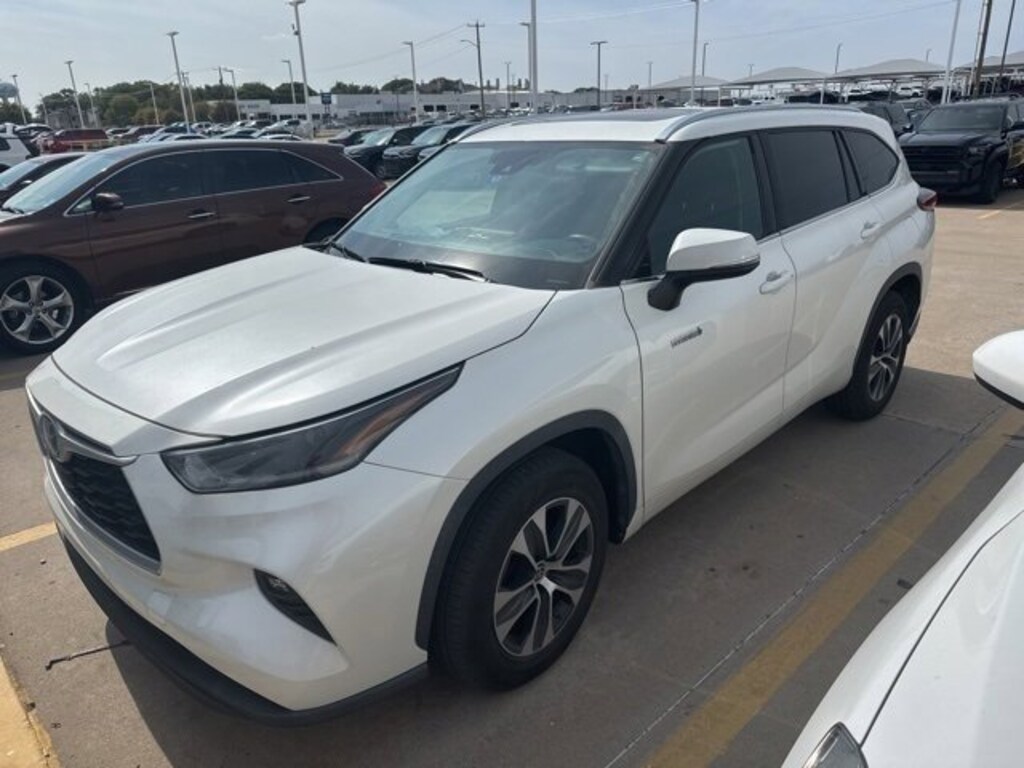 Certified 2021 Toyota Highlander Hybrid XLE SUV