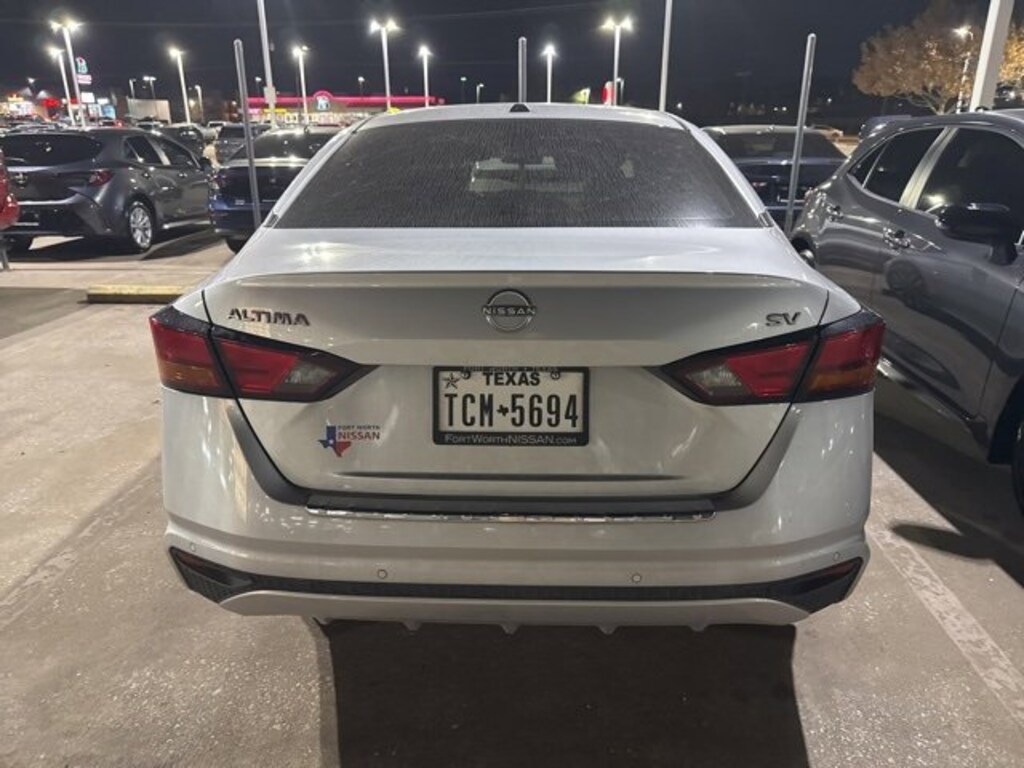 Used 2023 Nissan Altima 2.5 SV Sedan