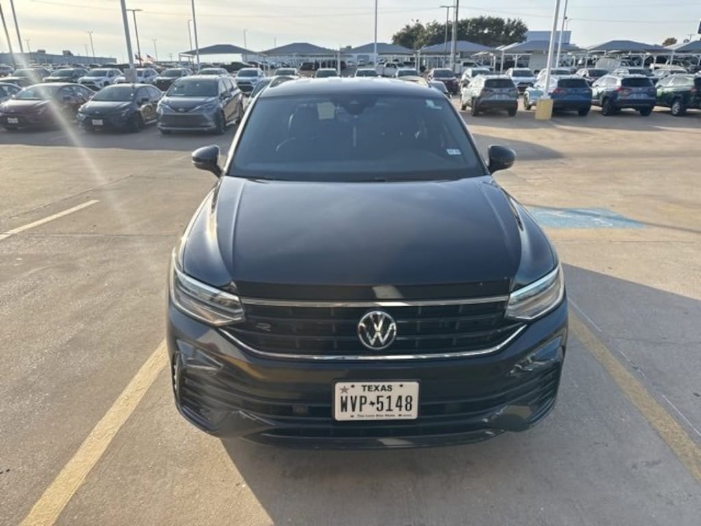 Used 2022 Volkswagen Tiguan 2.0T SE R-Line Black SUV