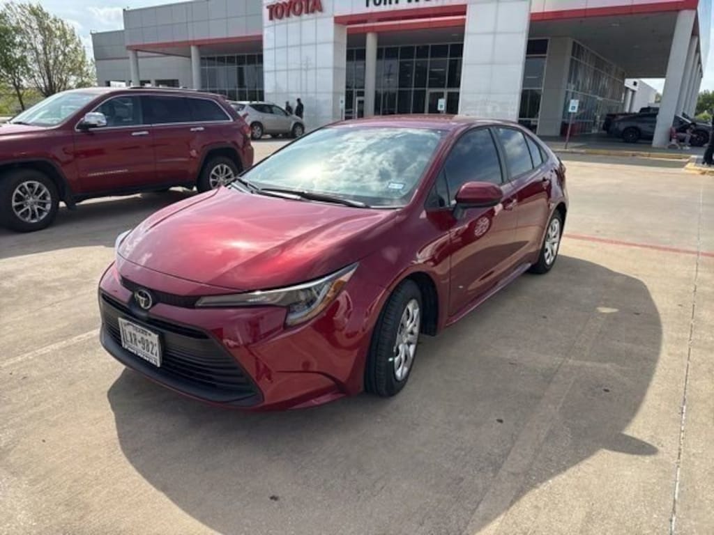 Used 2026 Toyota Corolla LE Sedan