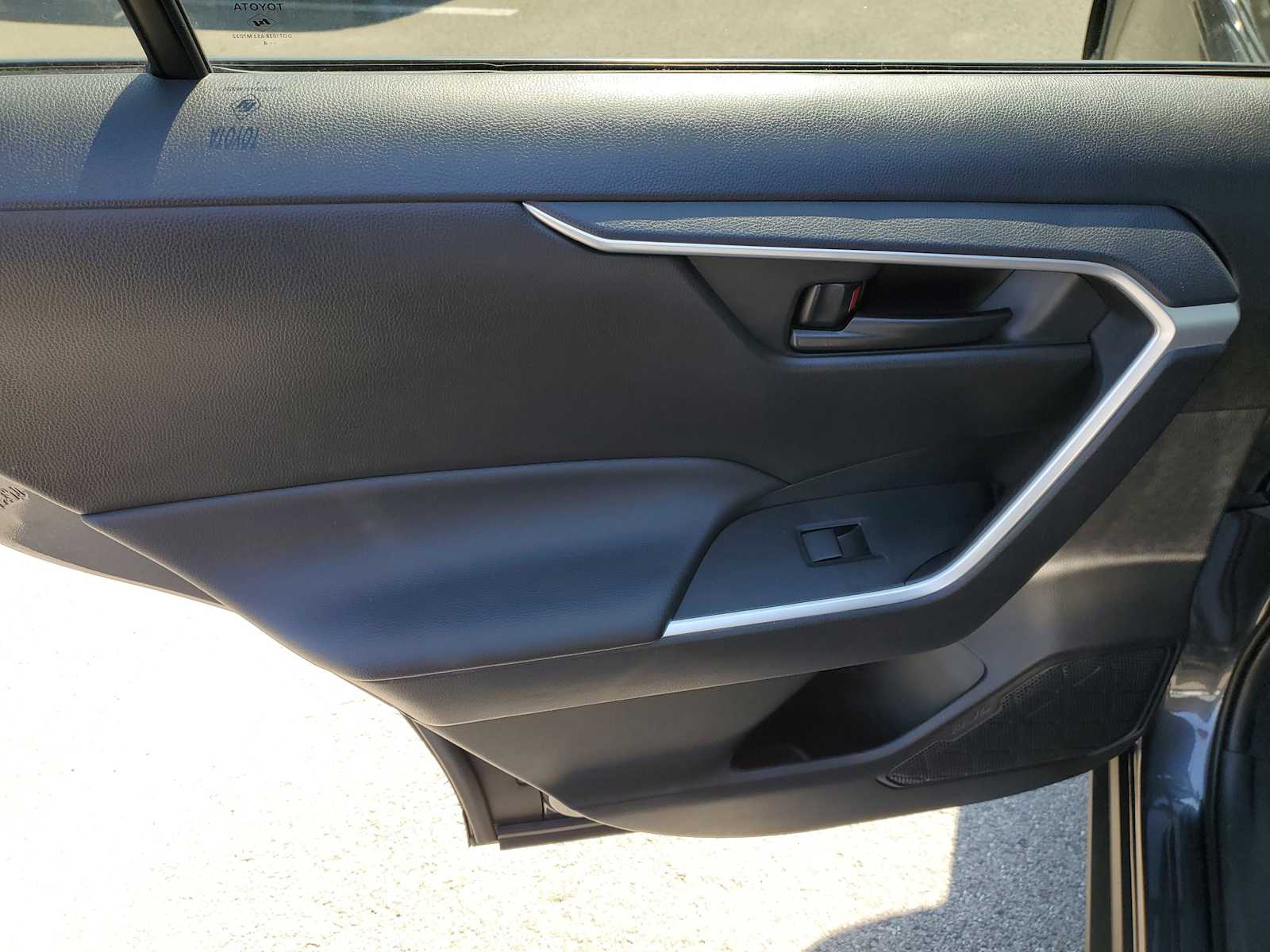 Thumbnail: 2024 Toyota RAV4 - 10